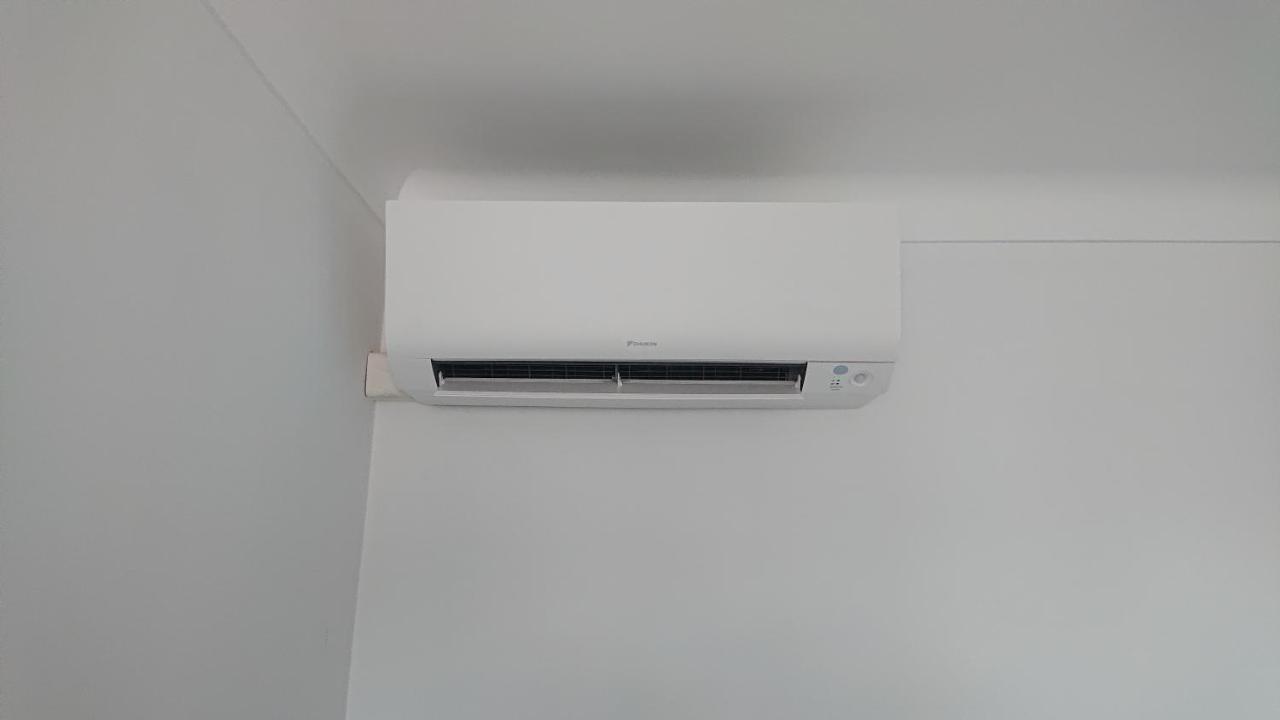 Beau 2 pièces 3 étoiles Vue Mer Garage Privé 150m plages wifi Cannes Exterior foto